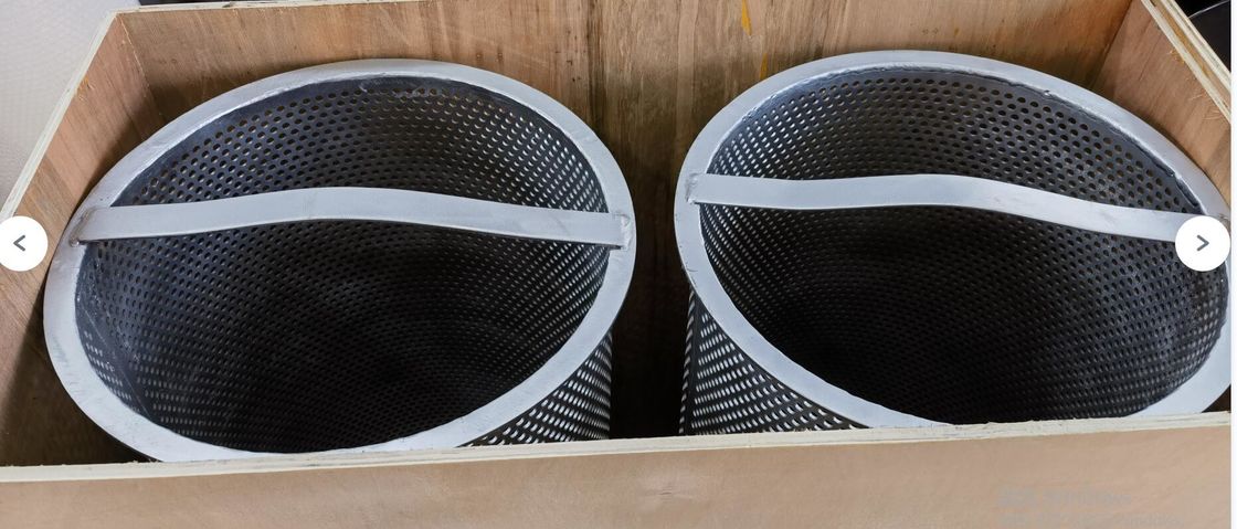 Reemplazar un nuevo filtro de acero inoxidable en el casco de los viejos filtros de agua de mar